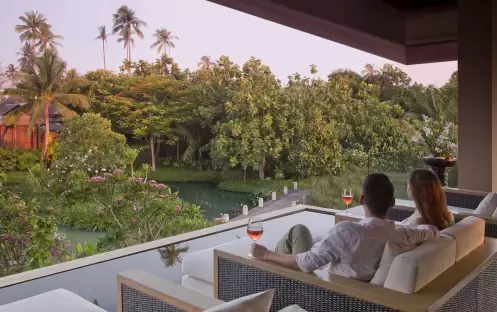 anantara_mai_khao_phuket_tree_house_sunset_drinks_1920x1037 anantara_mai_khao_phuket_tree_house_sunset_drinks_1920x1037