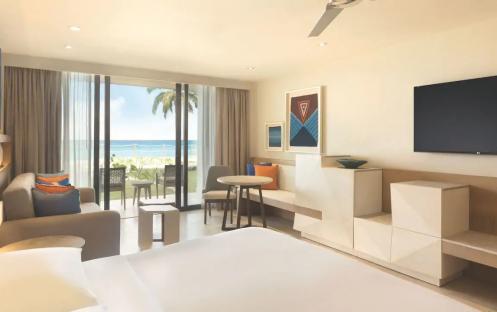 Ocean View King (with sofa bed)