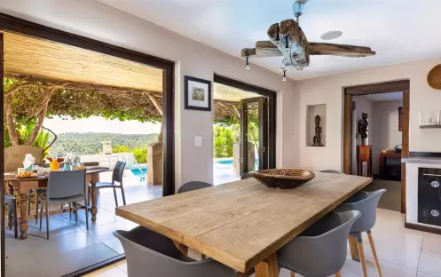 VILLA-OUTDOOR-DINING VILLA-OUTDOOR-DINING