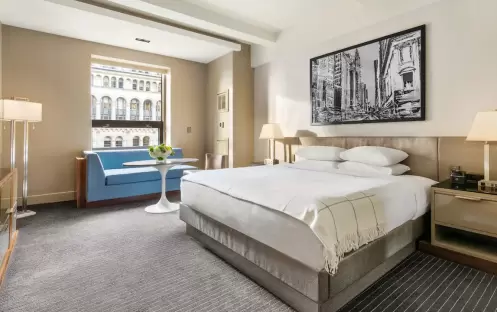 Grand-Hyatt-New-York-Grand-Deluxe-with-Sofa