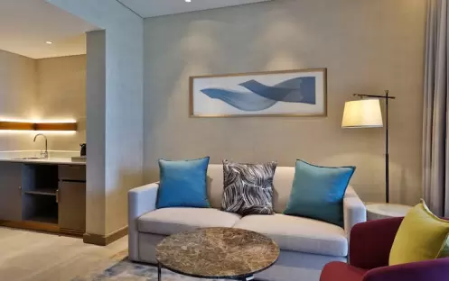 one-bedroom-suite-lounge