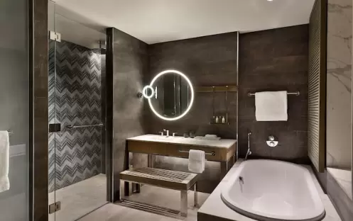 one-bedroom-two-double-bed-suite-bathroom