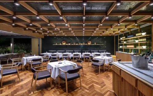 Lima-Restaurant-_-Indoor