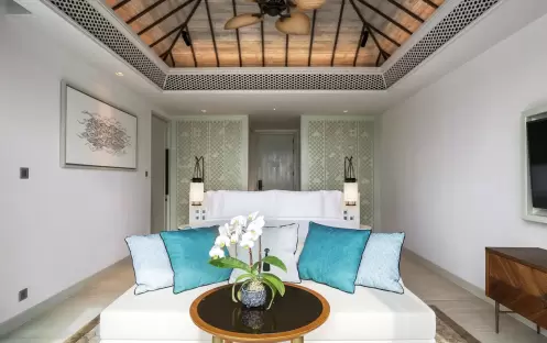 Deluxe-Garden-Pool-Suite-1_1920-x1080 Deluxe-Garden-Pool-Suite-1_1920-x1080