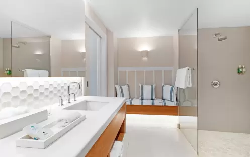 Penthouse Ocean Suite