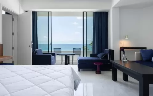 JUNIOR SUITE CONNECTING WITH VERANDA SEA VIEW ROOM