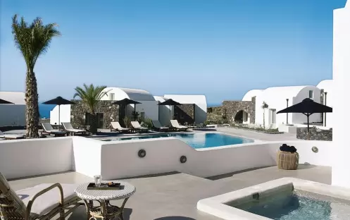 Suite Pool Front with Jacuzzi