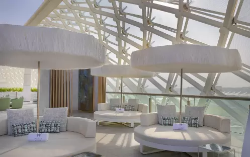 W ABU DHABI - WET DECK 1