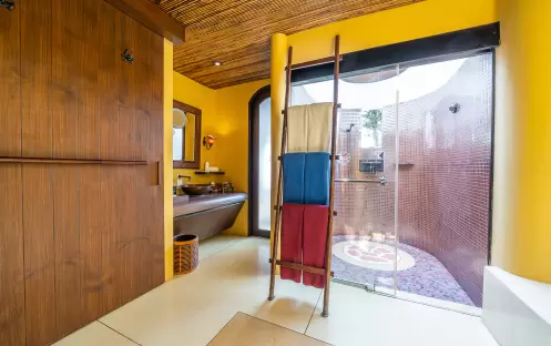 Paradee - Garden Pool Villa Outdoor Shower Paradee - Garden Pool Villa Outdoor Shower
