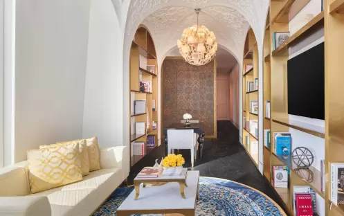 Urban Signature Suite With 1 Double Bed Living