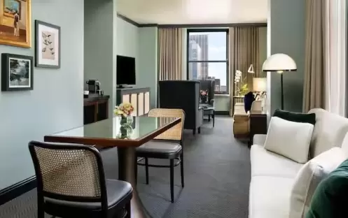 1 King Bed Deluxe One Bedroom Suite-City View