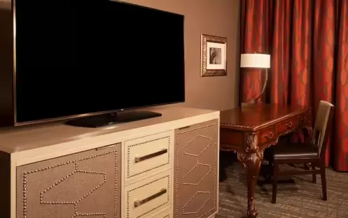 1 King Bed Deluxe Corner Room - Sofa Bed