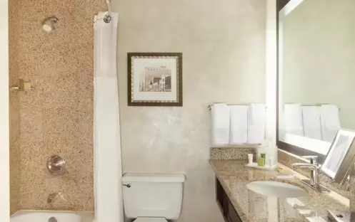 2 Standard Doubles With Sofa Bed Bathroom