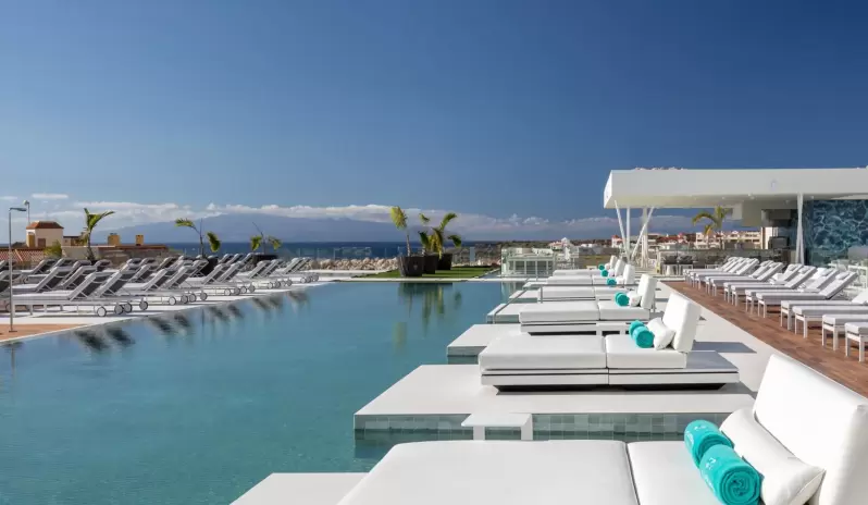Royal Hideaway Corales Suites, Pool