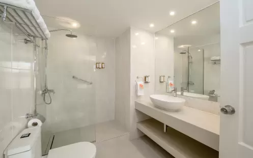 Signature Room, Bathroom