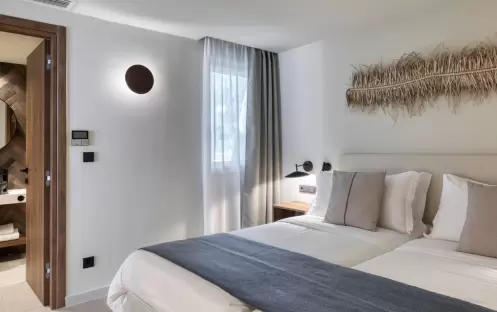 Sapphire Lush Three Bedroom Suite, Twin Beds