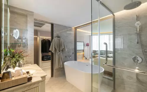 Deluxe River View, Bathroom