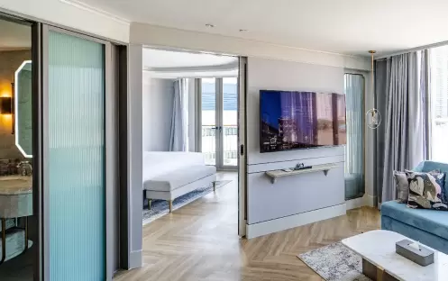 Club Grand Deluxe Balcony, Overview