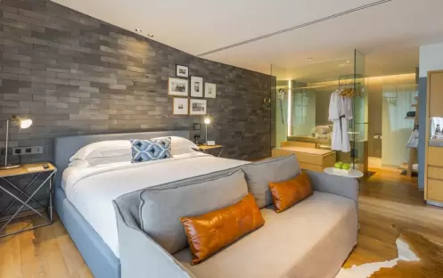 Premier-Suite-with-Jaccuzzi-and-Terrace