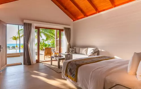 BeachPoolVillaInterior3