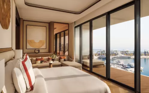 maa_two-bedroom-marina-family-room-bathroom_image-1