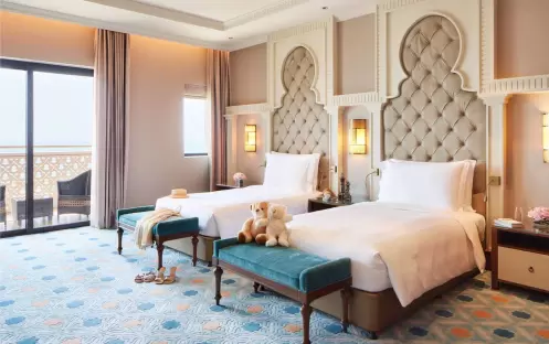 jaq-room-detail-gallery-2-presidential-suite