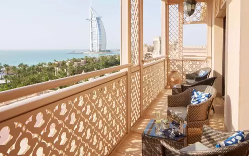 jaq-room-detail-gallery-5-presidential-suite