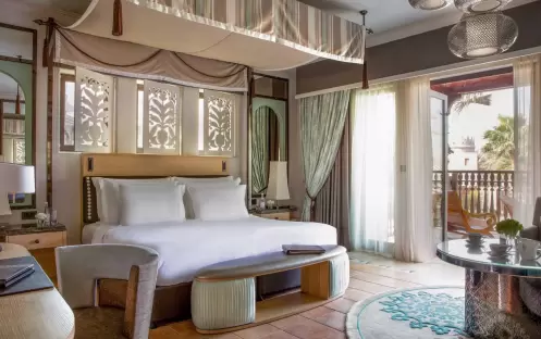 dam-room-detail-gallery-3-gulf-summerhouse-arabian-deluxe