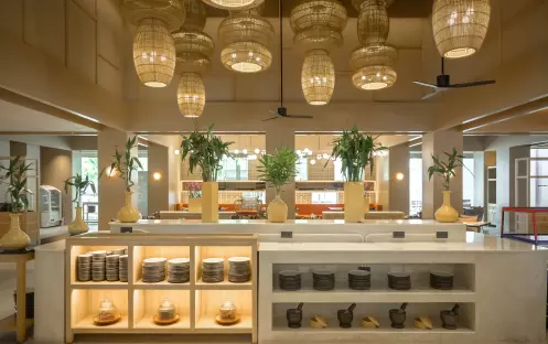 ckr-bistr-grill-and-bar-01