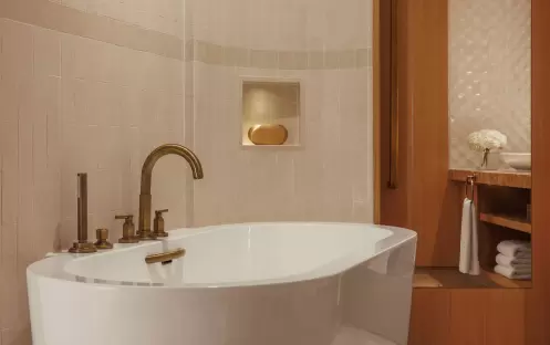 jbh-room-detail-gallery-5-ocean-deluxe