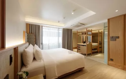 Deluxe Connecting Room