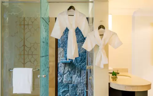 mrutb-bathrobes-3829-hor-clsc