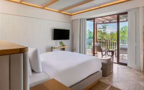 Beach Area Suite King