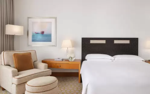 middle-east-holidays-qatar-grand-hyatt-doha-king-beds-sea-view