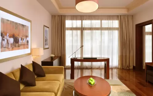 middle-east-holidays-qatar-grand-hyatt-doha-grand-suite-king-living-area