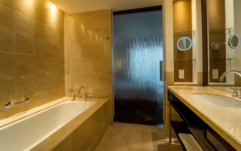middle-east-holidays-qatar-grand-hyatt-doha-grand-suite-king-bathroom