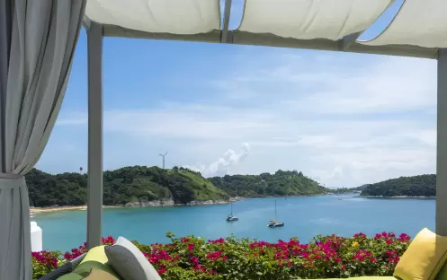 thailand-holidays-phuket-the-nai-harn-phuket-grand-ocean- view-room