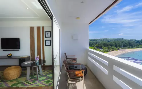 thailand-holidays-phuket-the-nai-harn-phuket-deluxe-ocean- view-room