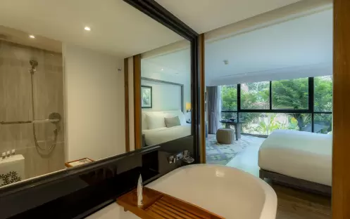 thailand-holidays-phuket-the-nai-harn-phuket-mountain-view