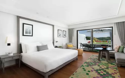 thailand-holidays-phuket-the-nai-harn-phuket-ocean-view-suite-bedroom