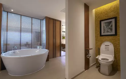 thailand-holidays-phuket-the-nai-harn-phuket-royal-ocean-view-suite