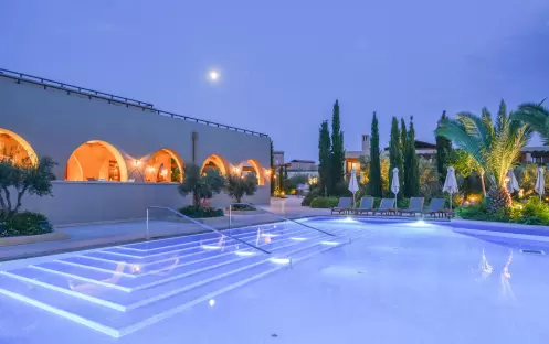 europe-holidays/greece/costa-navarino/the-romanos-a-luxury-collection-resort-costa-navarino-armyra-by-papaioannou