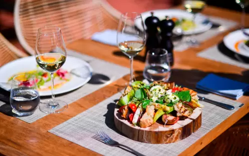 The Romanos, a Luxury Collection Resort, Costa Navarino-kooc -taverna-secrets